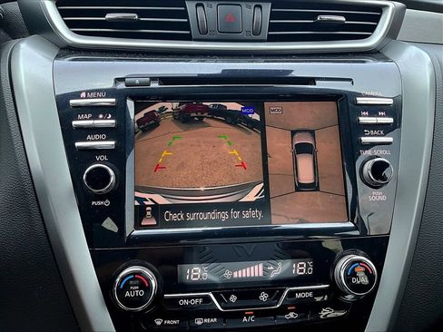 Used 2020 Nissan Murano SL AWD/4WD image 16