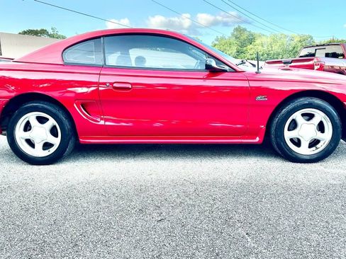 Used 1995 Ford Mustang GT image 4