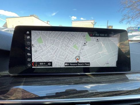 Used 2018 BMW 530i xDrive xDrive image 19