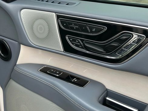 Used 2018 Lincoln Navigator L Black Label w/ Cargo Package image 26