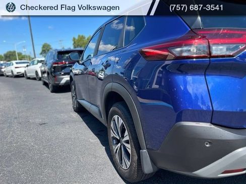Used 2023 Nissan Rogue SV AWD/4WD image 8