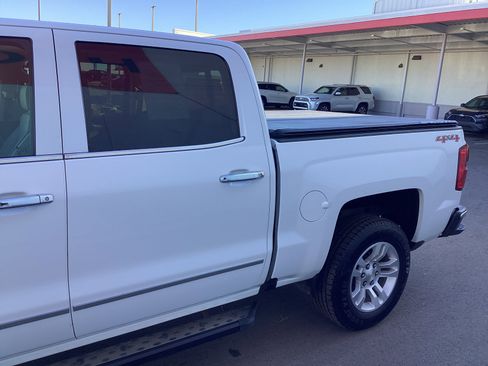 Used 2017 Chevrolet Silverado 1500 LTZ image 11