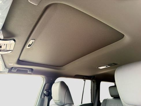 New 2026 Lexus GX 550 AWD/4WD image 27