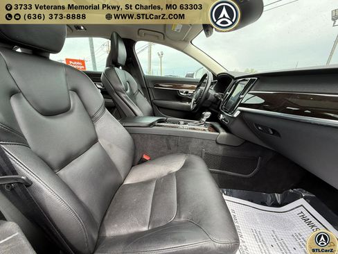 Used 2019 Volvo S90 T5 Momentum FWD image 16