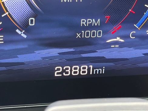 Used 2024 Chevrolet Traverse Z71 w/ Enhanced Driving Package image 13