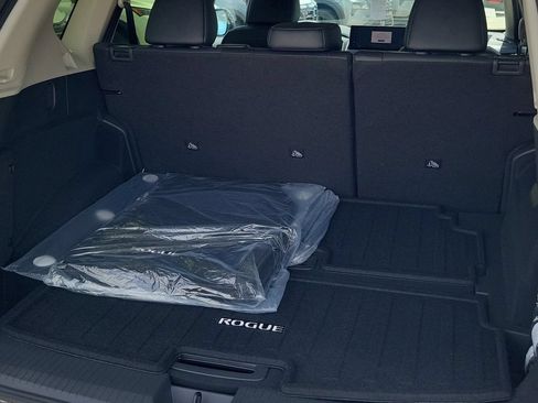 New 2026 Nissan Rogue Platinum w/ Platinum Premium Package AWD/4WD image 6