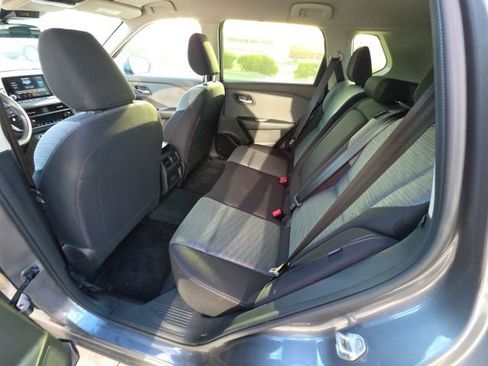 Used 2023 Nissan Rogue SV image 23