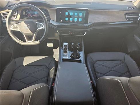 New 2026 Volkswagen Atlas SE image 14