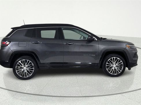 Used 2022 Jeep Compass Limited w/ Elite Group AWD/4WD image 6
