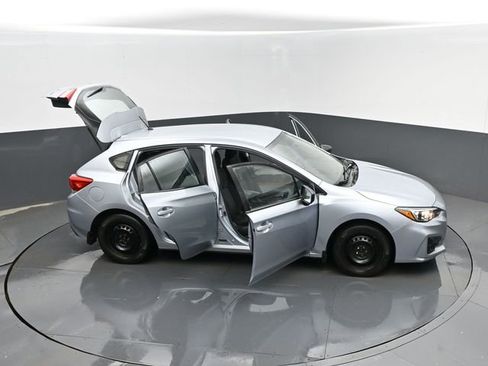 Used 2018 Subaru Impreza 2.0i image 24