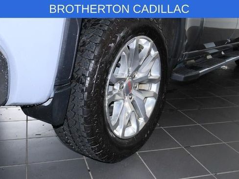 Used 2021 GMC Sierra 1500 SLT w/ SLT Premium Package AWD/4WD image 16