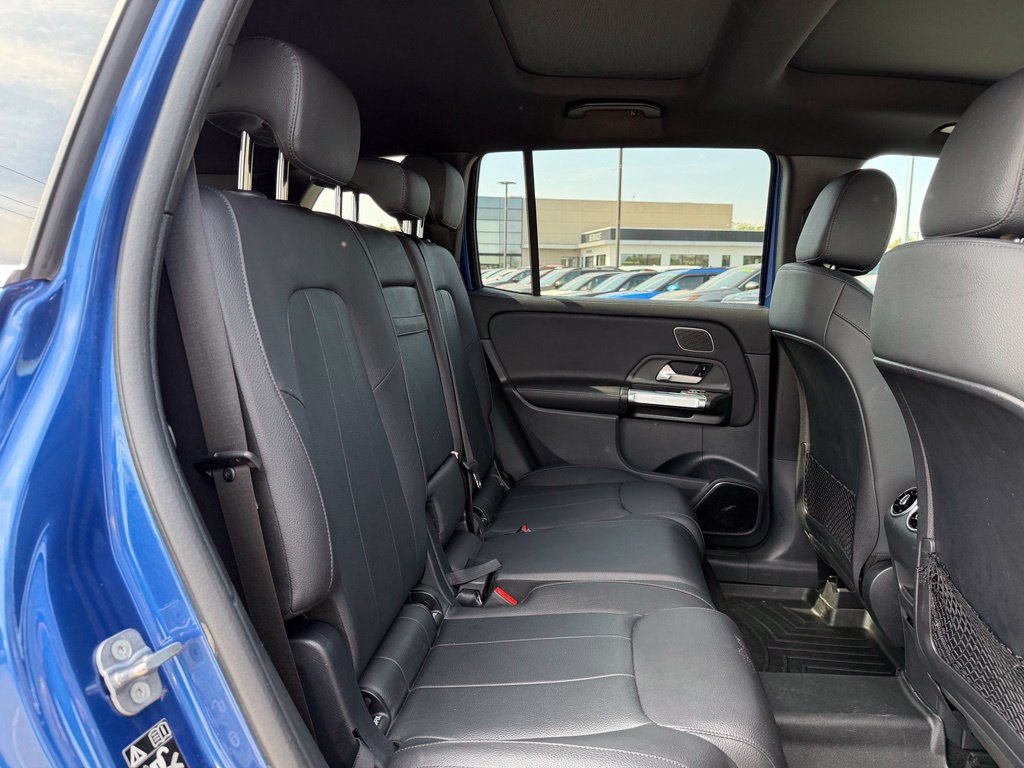 Used 2024 Mercedes-Benz GLB 250 4MATIC image 32