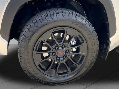 Used 2024 Toyota Tundra Limited w/ TRD Off-Road Package AWD/4WD image 10