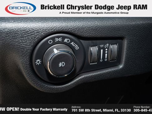 New 2026 Chrysler Pacifica Select w/ S Appearance Package image 24