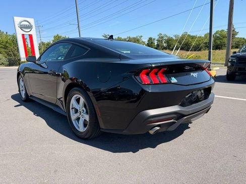 Used 2024 Ford Mustang Coupe RWD image 7
