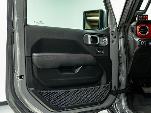 Used 2023 Jeep Gladiator Rubicon w/ Cold Weather Group image 70