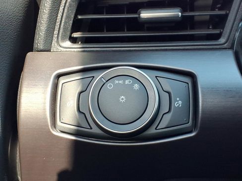 Used 2017 Ford Mustang Shelby GT350 w/ Electronics Package image 22