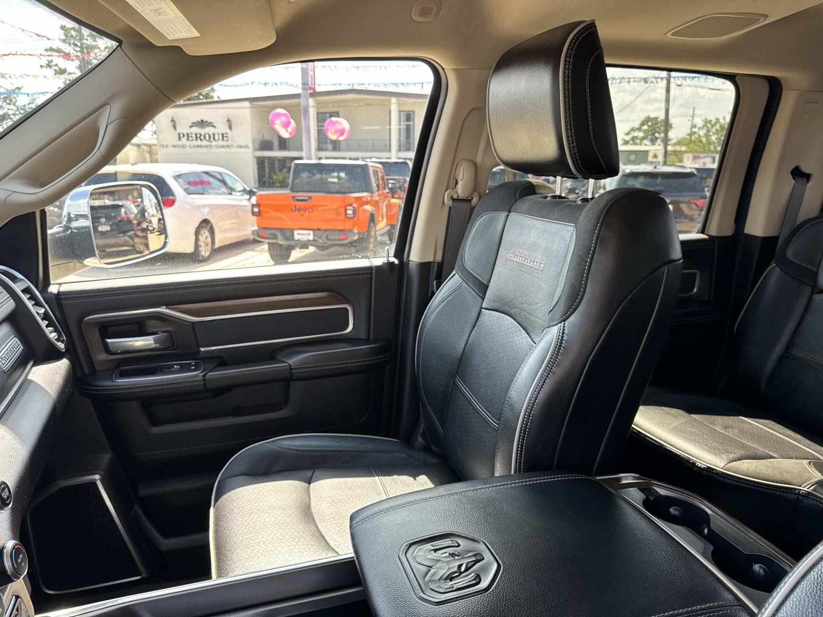 Used 2022 RAM 2500 Laramie w/ Protection Group AWD/4WD image 15
