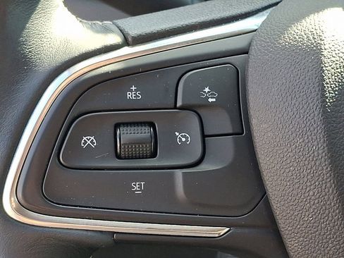 Used 2023 Buick Encore GX Select w/ Sport Touring Package FWD image 21