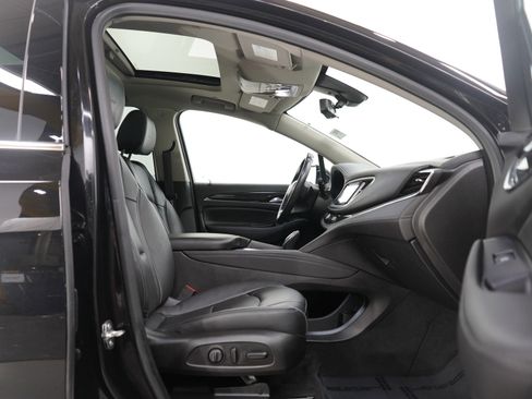 Used 2019 Buick Enclave Avenir w/ Avenir Technology Package image 11