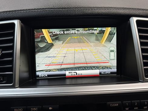 Used 2014 Mercedes-Benz GL 450 4MATIC w/ Lane Tracking Package image 36