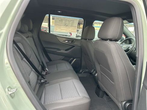 New 2026 Chevrolet Equinox LT image 30