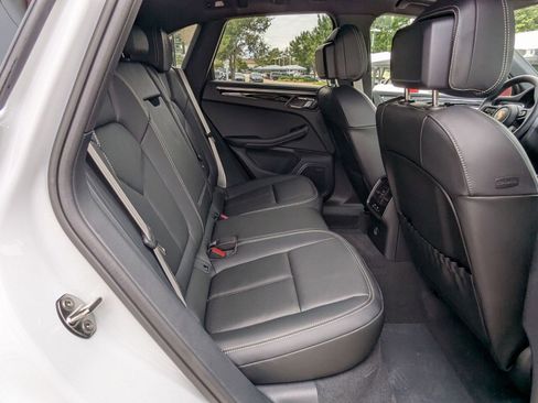 New 2026 Porsche Macan AWD/4WD image 24