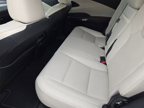 Used 2025 Lexus RX 350 Premium Plus w/ Convenience Package image 30