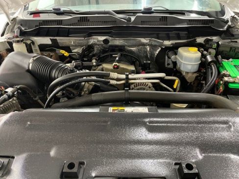 Used 2018 RAM 3500 Tradesman image 44