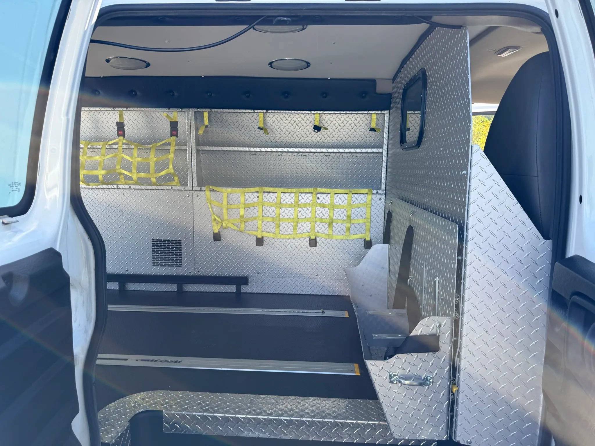 Used 2015 GMC Savana 2500 RWD image 15
