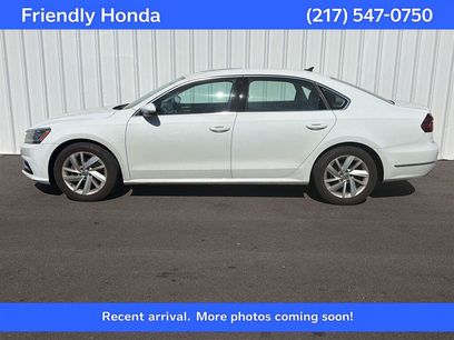 Used 2018 Volkswagen Passat 2.0T SE