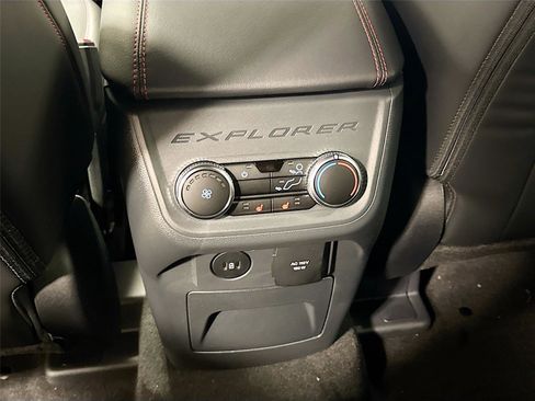 New 2026 Ford Explorer ST-Line w/ ST-Line Street Pack image 25