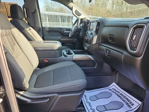 Used 2021 Chevrolet Silverado 2500 LT w/ Convenience Package image 33