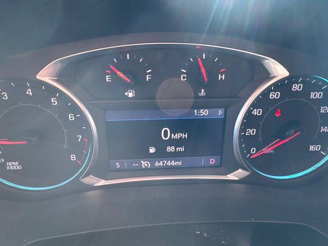 Used 2021 Chevrolet Traverse LT FWD image 10