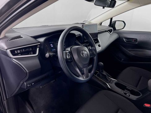 Used 2023 Toyota Corolla LE image 9