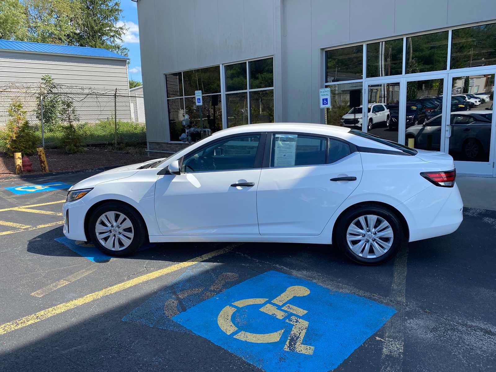 Used 2024 Nissan Sentra S FWD image 15
