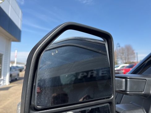 Used 2022 Ford F250 Lariat w/ Tremor Off-Road Package image 11