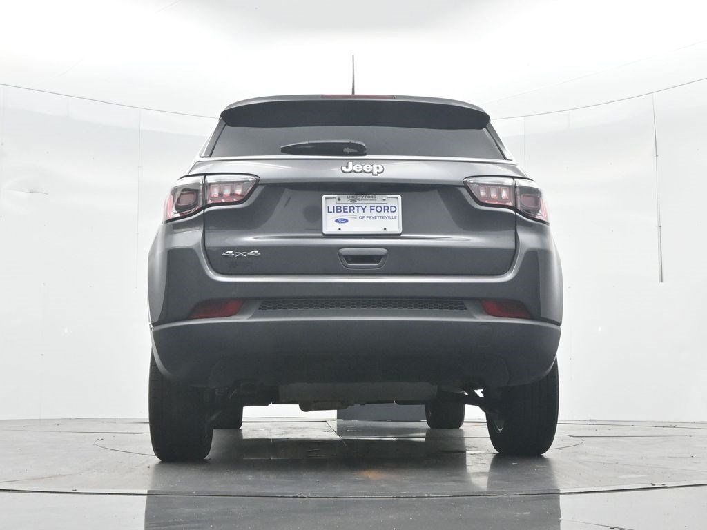 Used 2024 Jeep Compass Sport AWD/4WD image 45