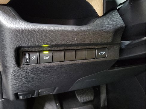 Certified 2025 Toyota RAV4 XLE Premium FWD image 12