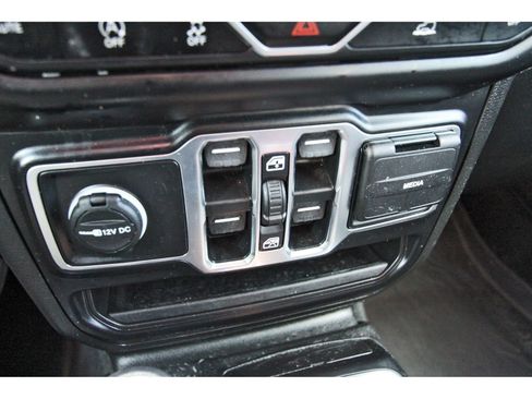 Used 2022 Jeep Gladiator Sport AWD/4WD image 28