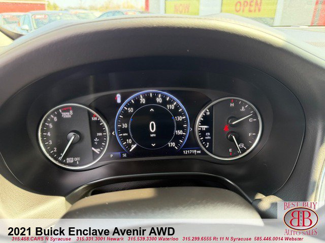 Used 2021 Buick Enclave Avenir w/ Avenir Technology Package AWD/4WD image 17