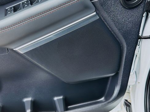 Used 2025 Ford Expedition Active image 26