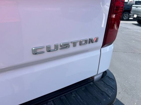 Used 2025 Chevrolet Silverado 1500 Custom Trail Boss AWD/4WD image 11