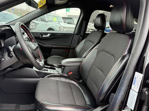 Certified 2023 Ford Escape ST-Line image 6