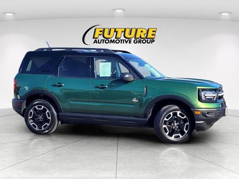 Used 2024 Ford Bronco Sport Outer Banks w/ Tech Package AWD/4WD image 3