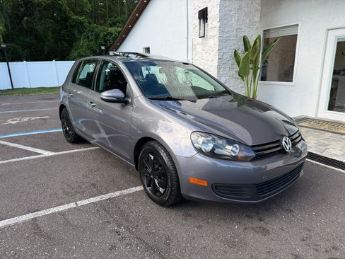 Used 2013 Volkswagen Golf 4-Door FWD image 17