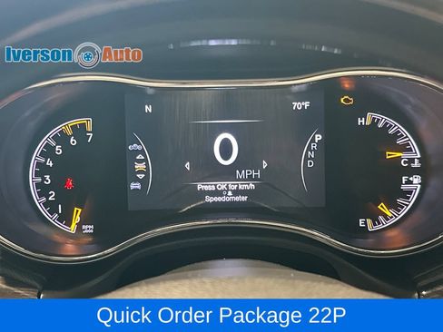 Used 2020 Jeep Grand Cherokee Overland AWD/4WD image 19