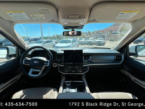 Used 2024 Ford Expedition Max XLT AWD/4WD image 9