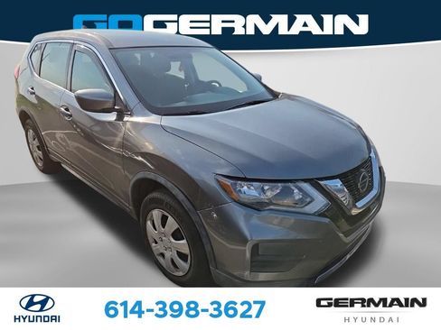 Used 2018 Nissan Rogue S AWD/4WD image 1