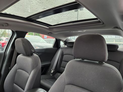 Used 2022 Chevrolet Malibu LT FWD image 12